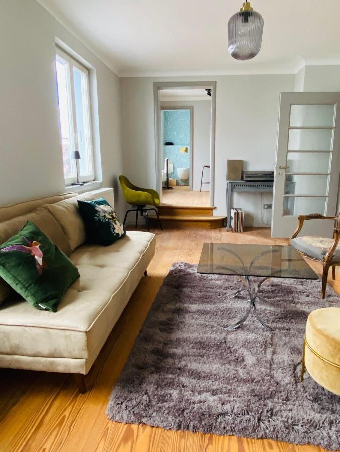 Vintner Suites Neustadt an der Weinstraße Esterno foto