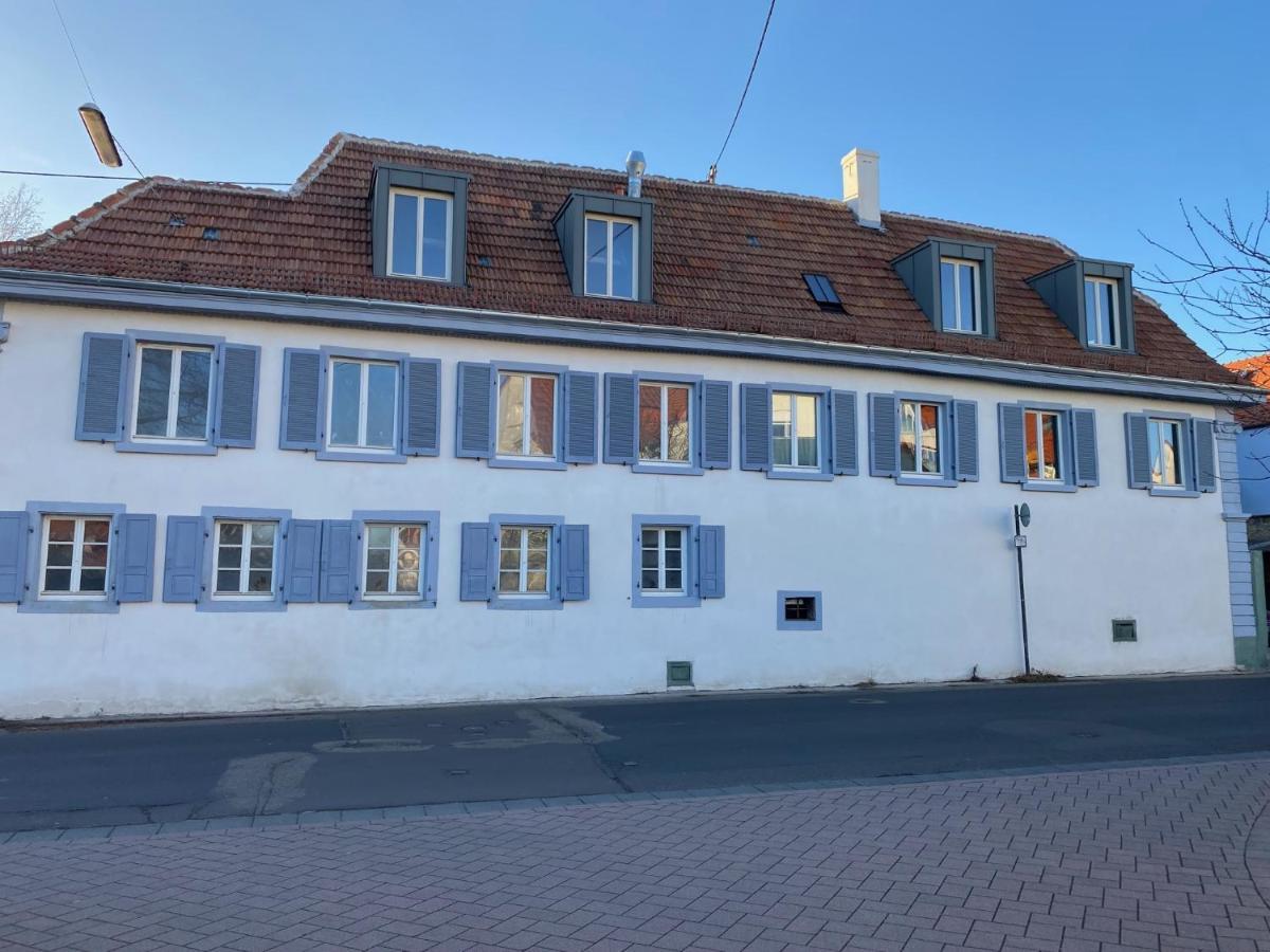 Vintner Suites Neustadt an der Weinstraße Esterno foto
