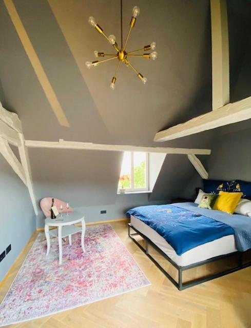Vintner Suites Neustadt an der Weinstraße Esterno foto